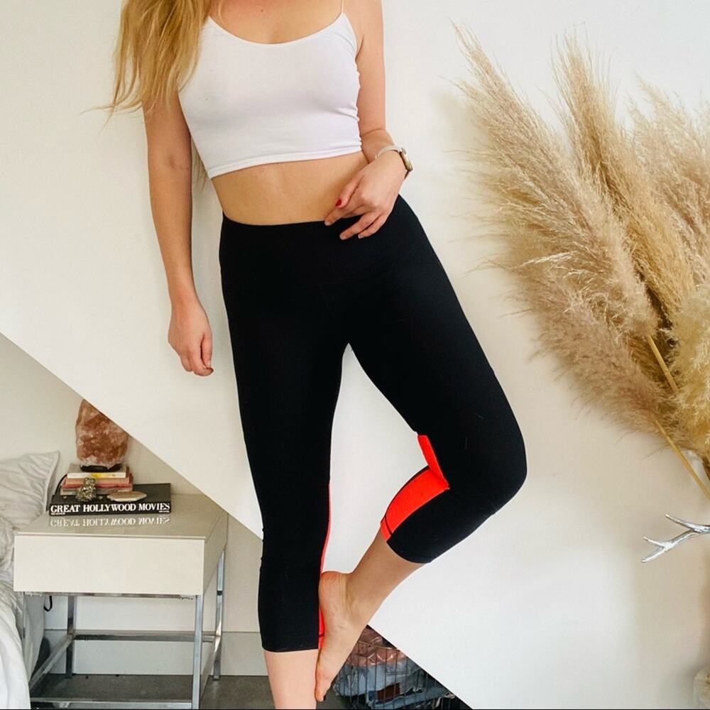 90 DEGREE REFLEX Black Grey Pink Stripe Inset Cropped High Rise Gym Leggings L